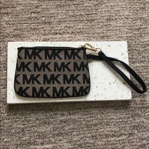 Michael Kors wristlet